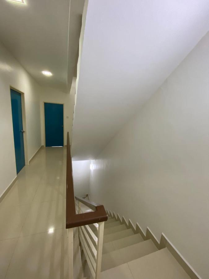 Entire Residential Home•Jia Residences Bkt Serdang沙登温暖的家 เซอรีเคมบางัน ภายนอก รูปภาพ
